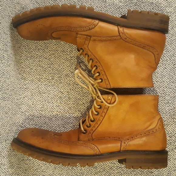 Cavellini Italy, Men\'s Brouge, Wingtip Leather Ankle Boots. main image 12